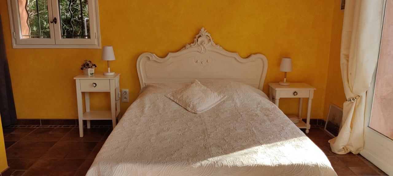 Sous Les Oliviers Hotel Туретс Екстериор снимка